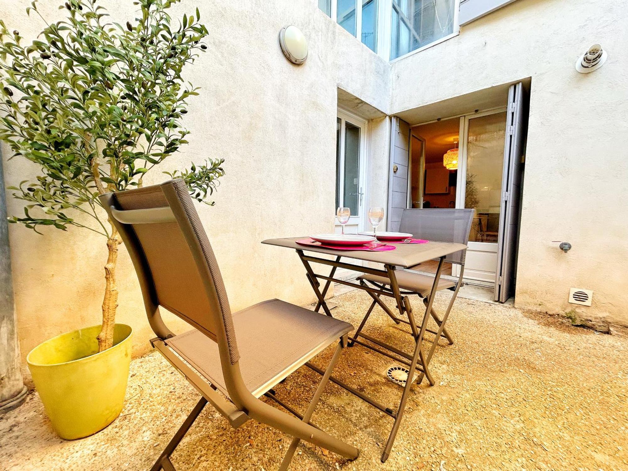 Appartamento Cosy Ocre Arles Esterno foto